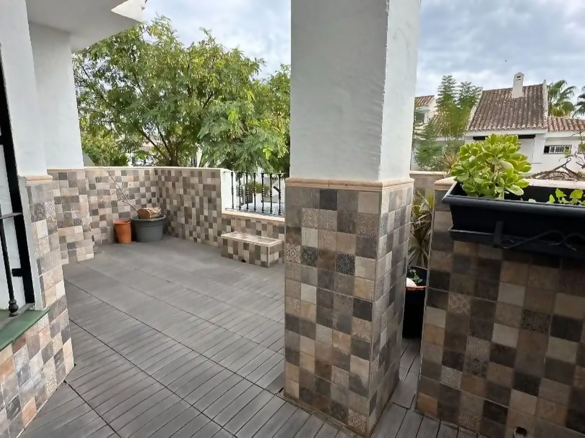 Appartement te koop in Nueva Andalucía | 3 slaapkamers H5444410