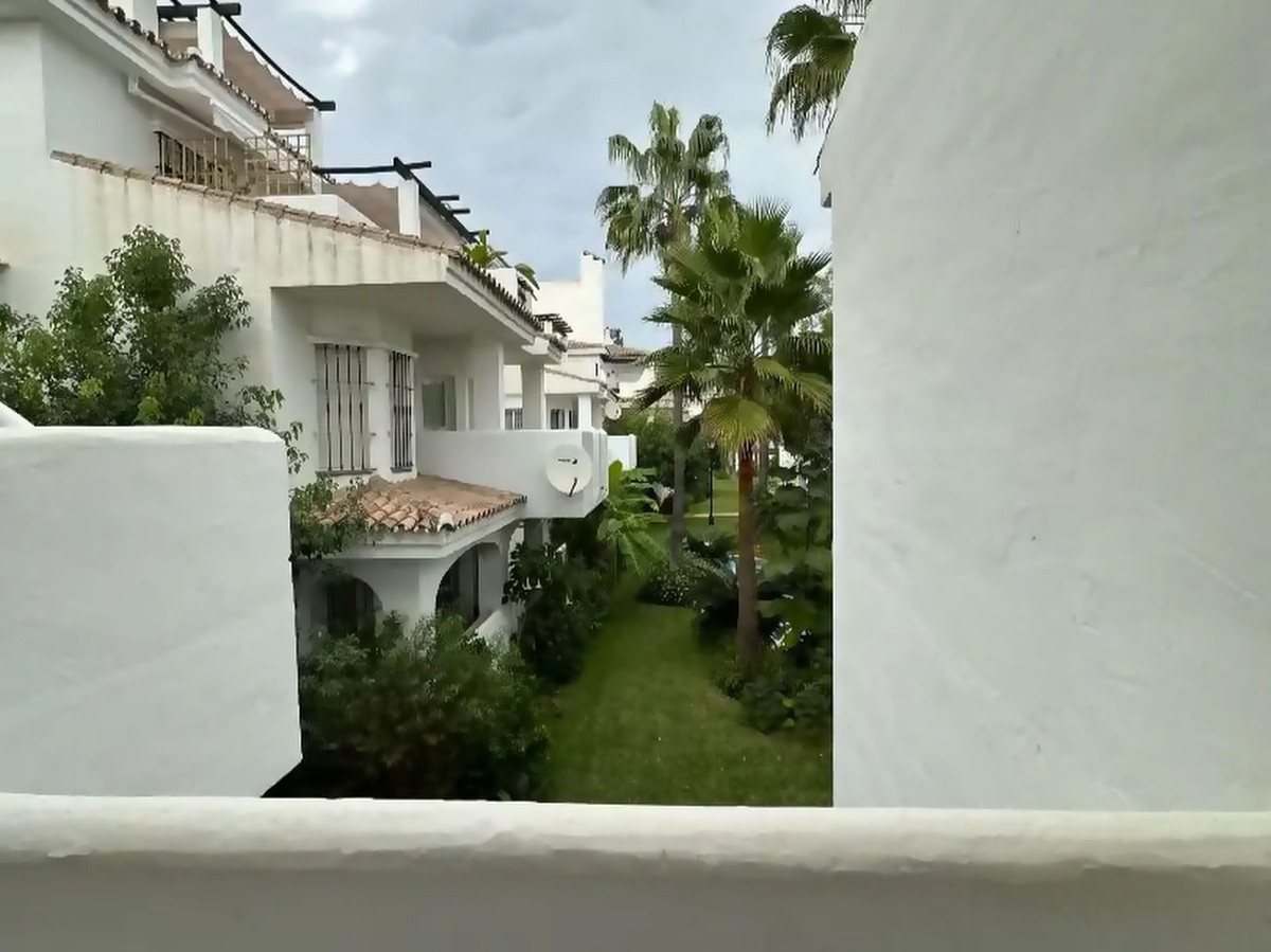 Appartement te koop in Nueva Andalucía | 3 slaapkamers H5444410