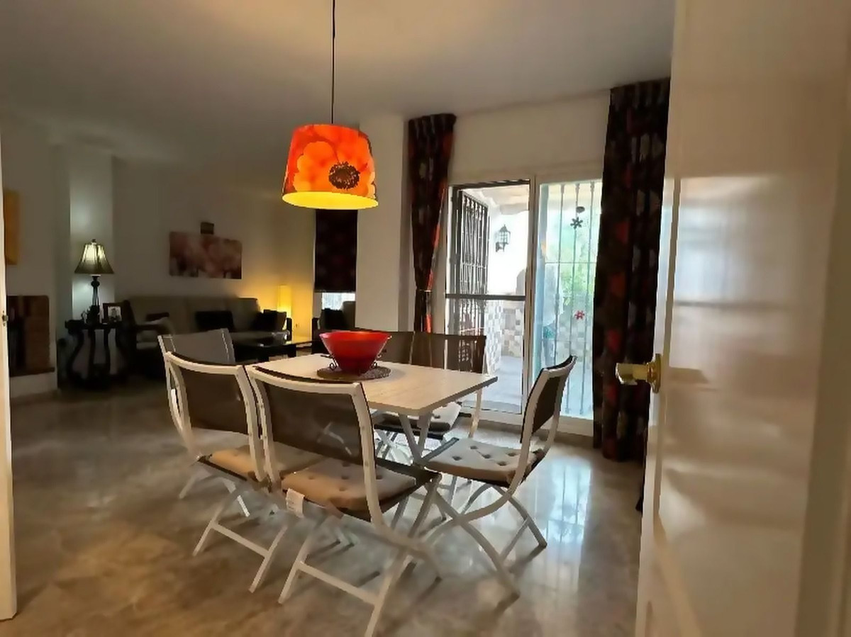 Appartement te koop in Nueva Andalucía | 3 slaapkamers H5444410