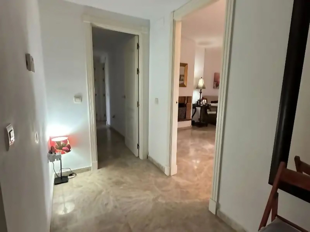 Appartement te koop in Nueva Andalucía | 3 slaapkamers H5444410