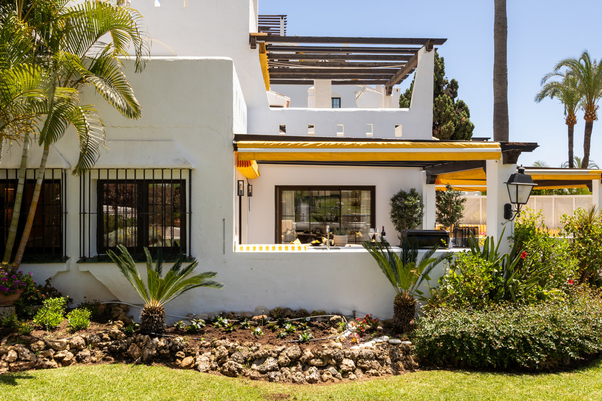 Appartement te koop in Nueva Andalucía | 3 slaapkamers H5444506