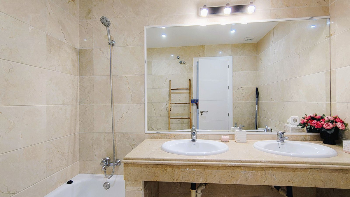 Property main view 16