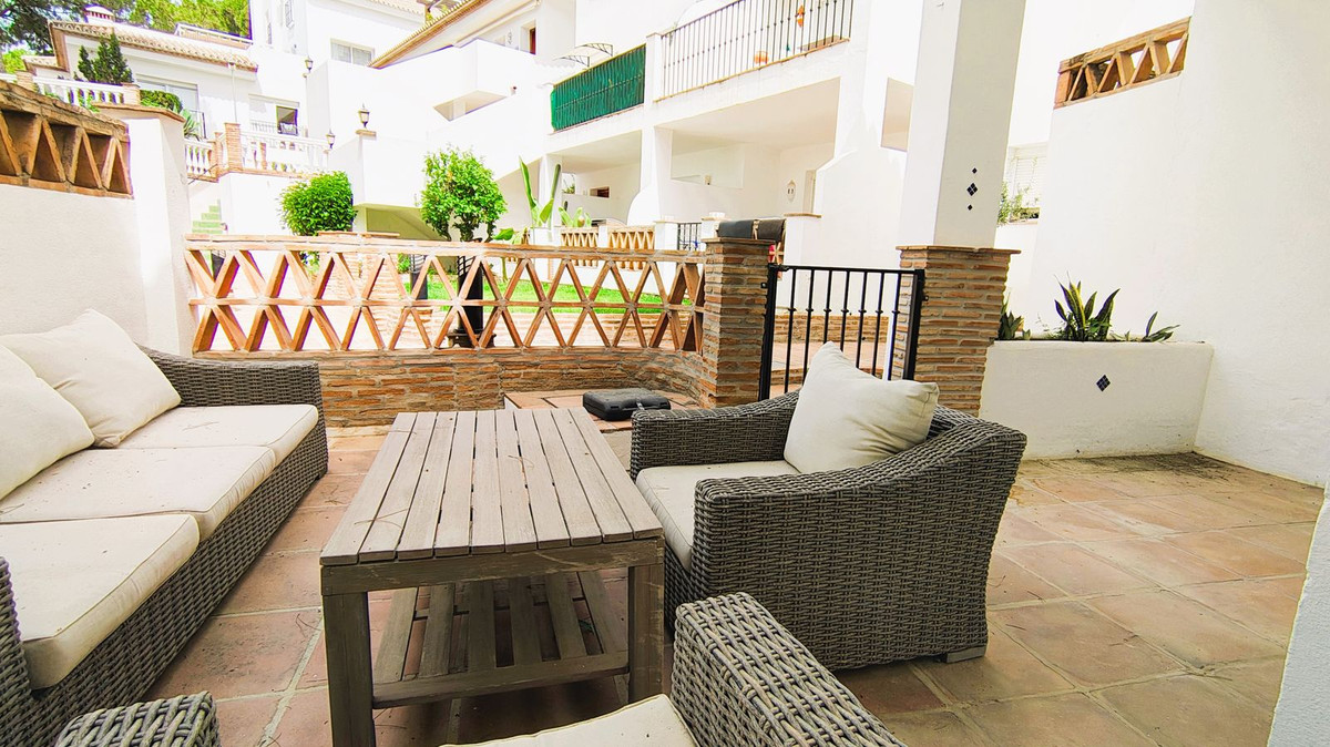 Appartement te koop in Nueva Andalucía | 2 slaapkamers H5445004