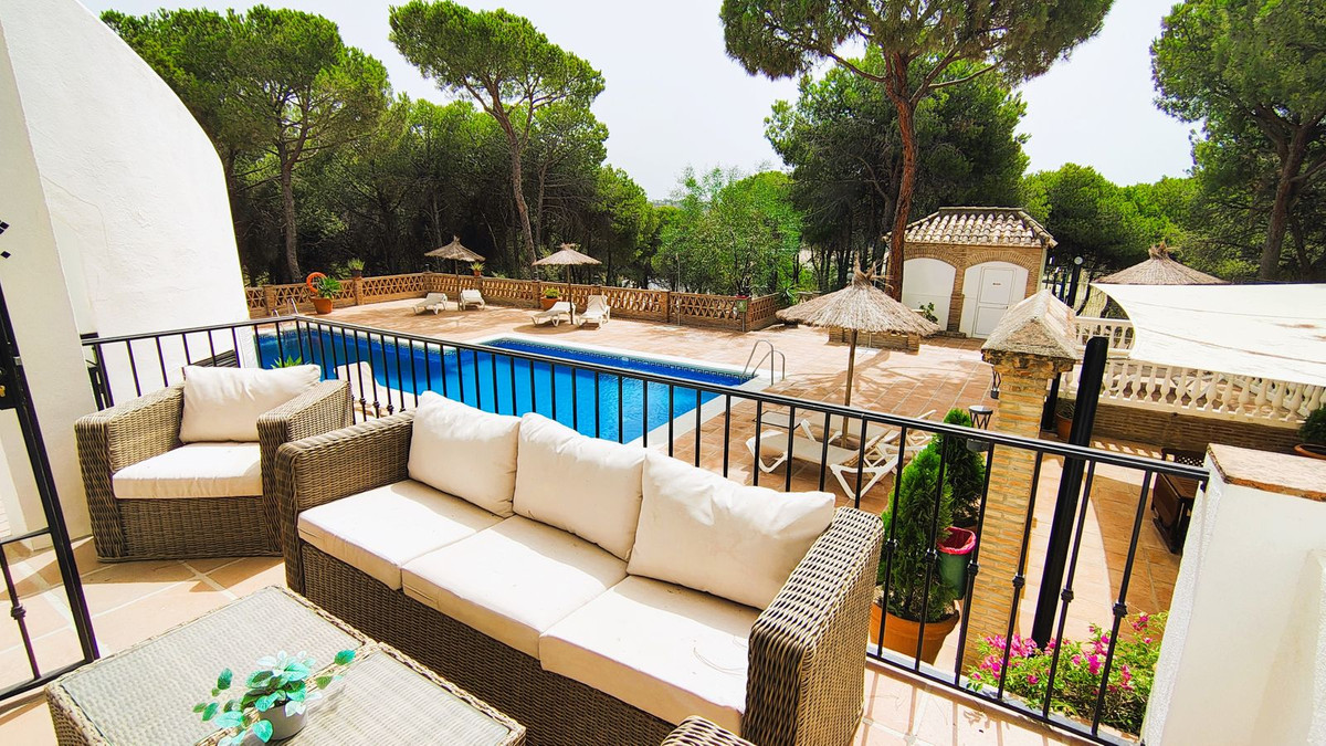 Appartement te koop in Nueva Andalucía | 2 slaapkamers H5445004
