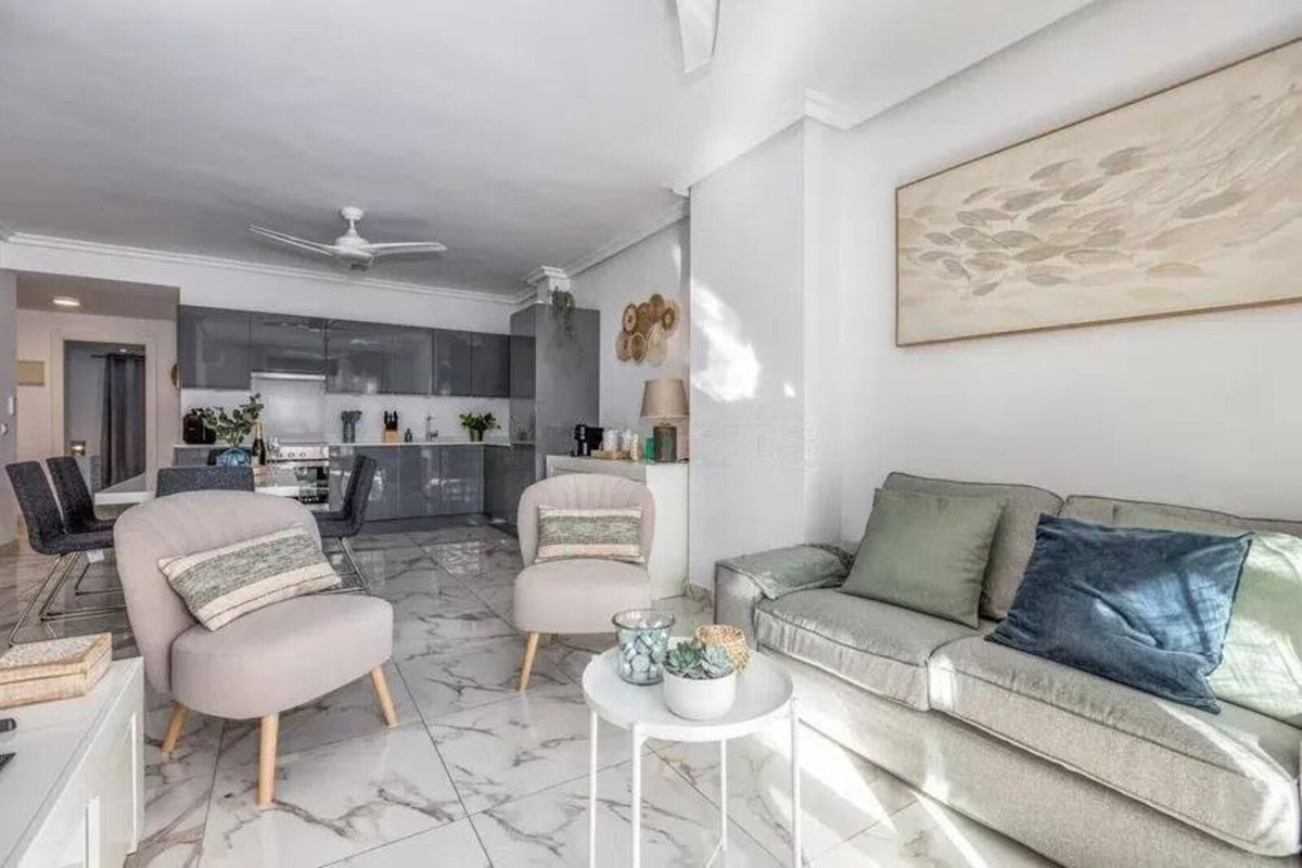Appartement te koop in Nueva Andalucía | 3 slaapkamers H5445025