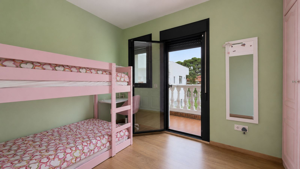 Appartement te koop in Nueva Andalucía | 9 slaapkamers H5448391
