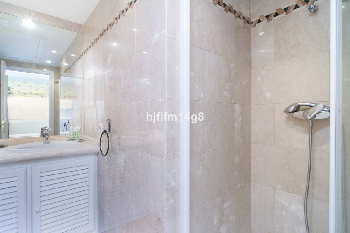 Appartement te koop in Nueva Andalucía | 4 slaapkamers H5448466