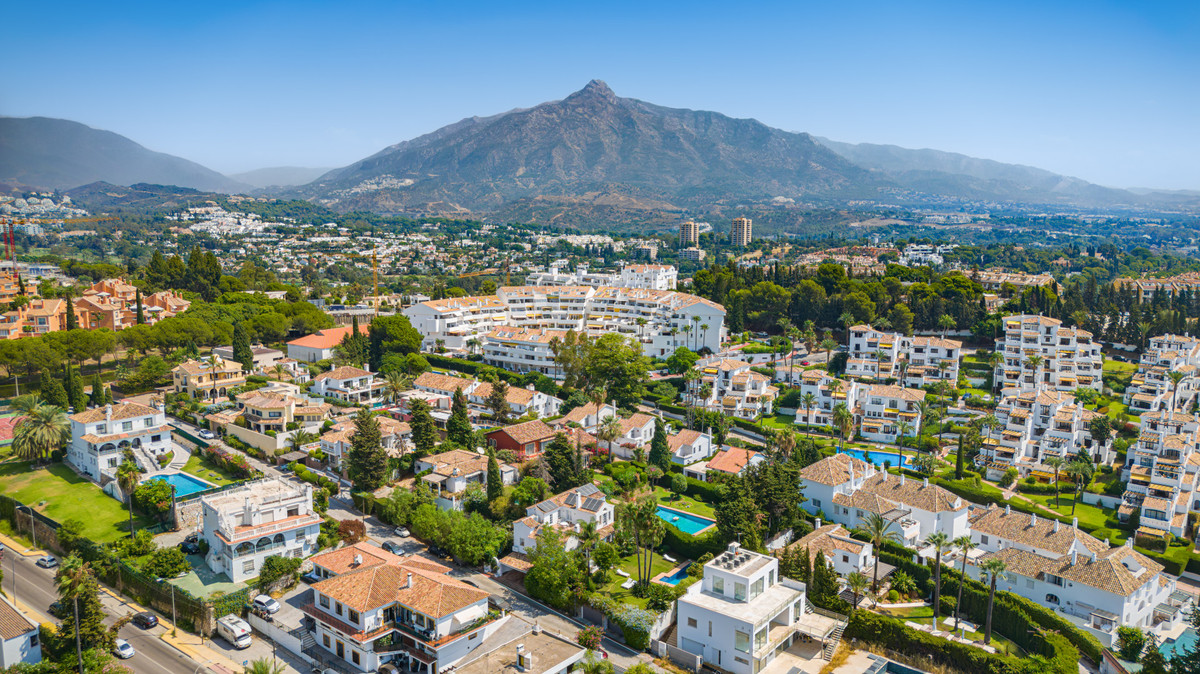 Appartement te koop in Nueva Andalucía | 2 slaapkamers H5448514