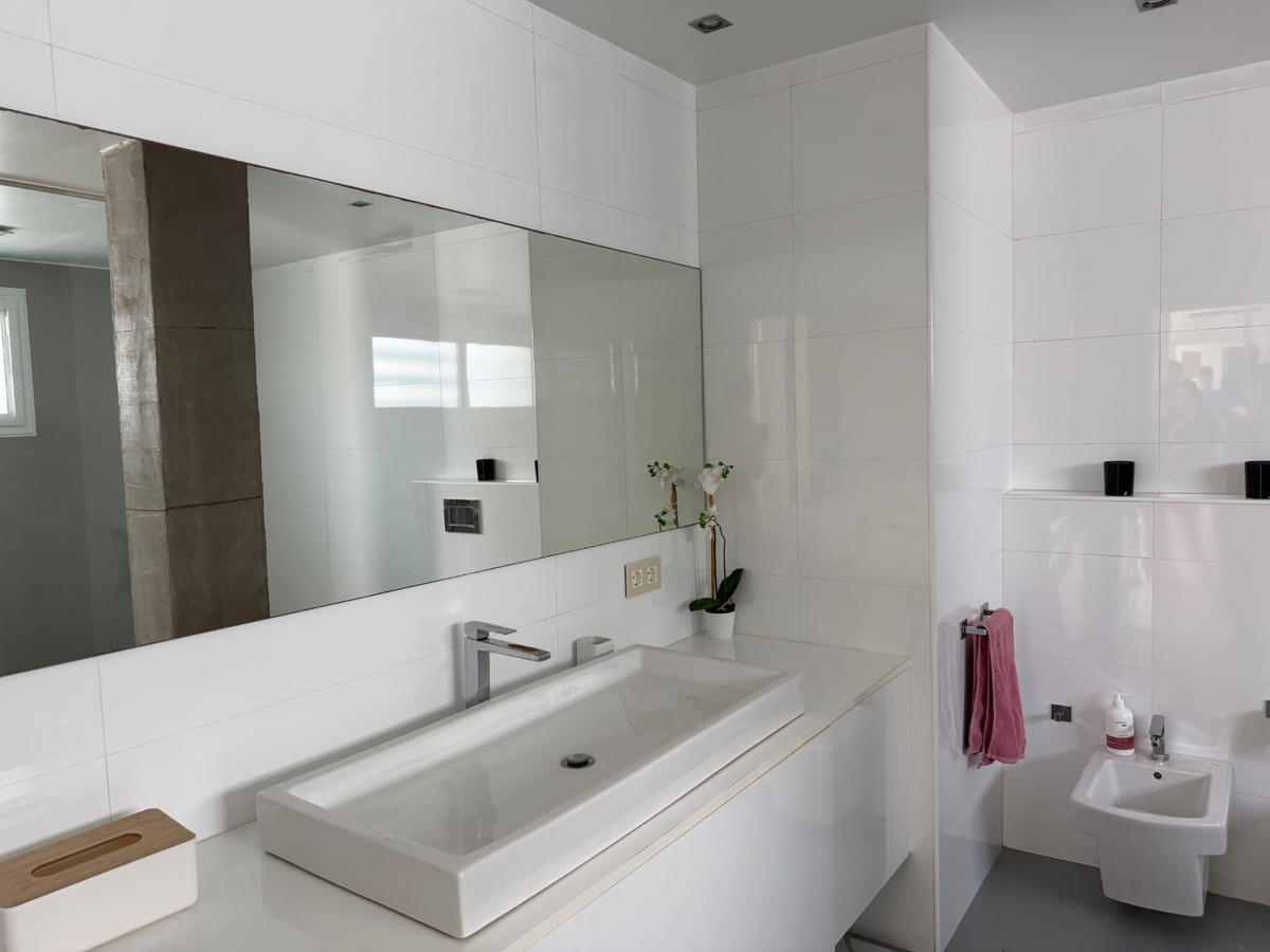 Appartement te koop in Nueva Andalucía | 3 slaapkamers H5449501