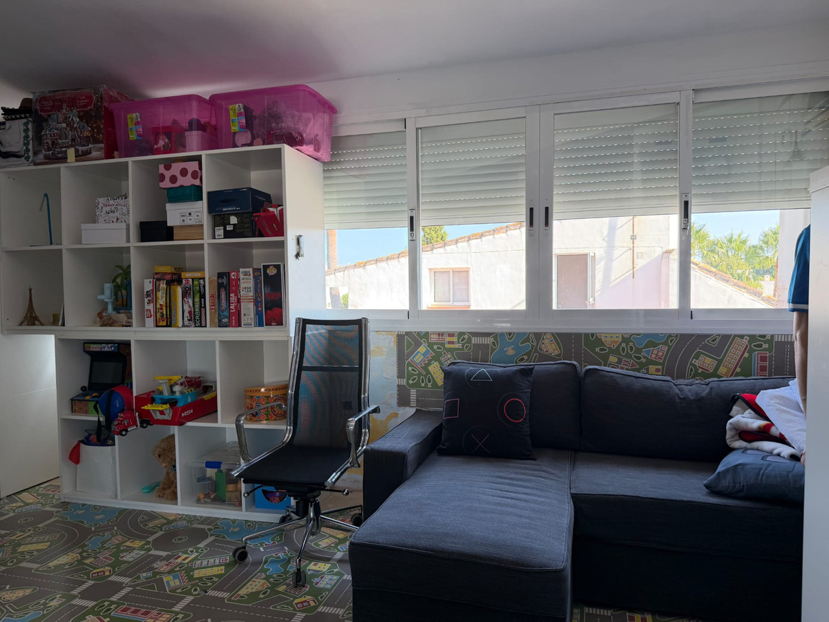 Appartement te koop in Nueva Andalucía | 3 slaapkamers H5449501