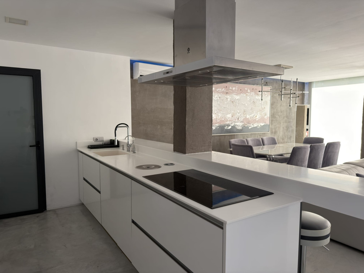 Appartement te koop in Nueva Andalucía | 3 slaapkamers H5449501