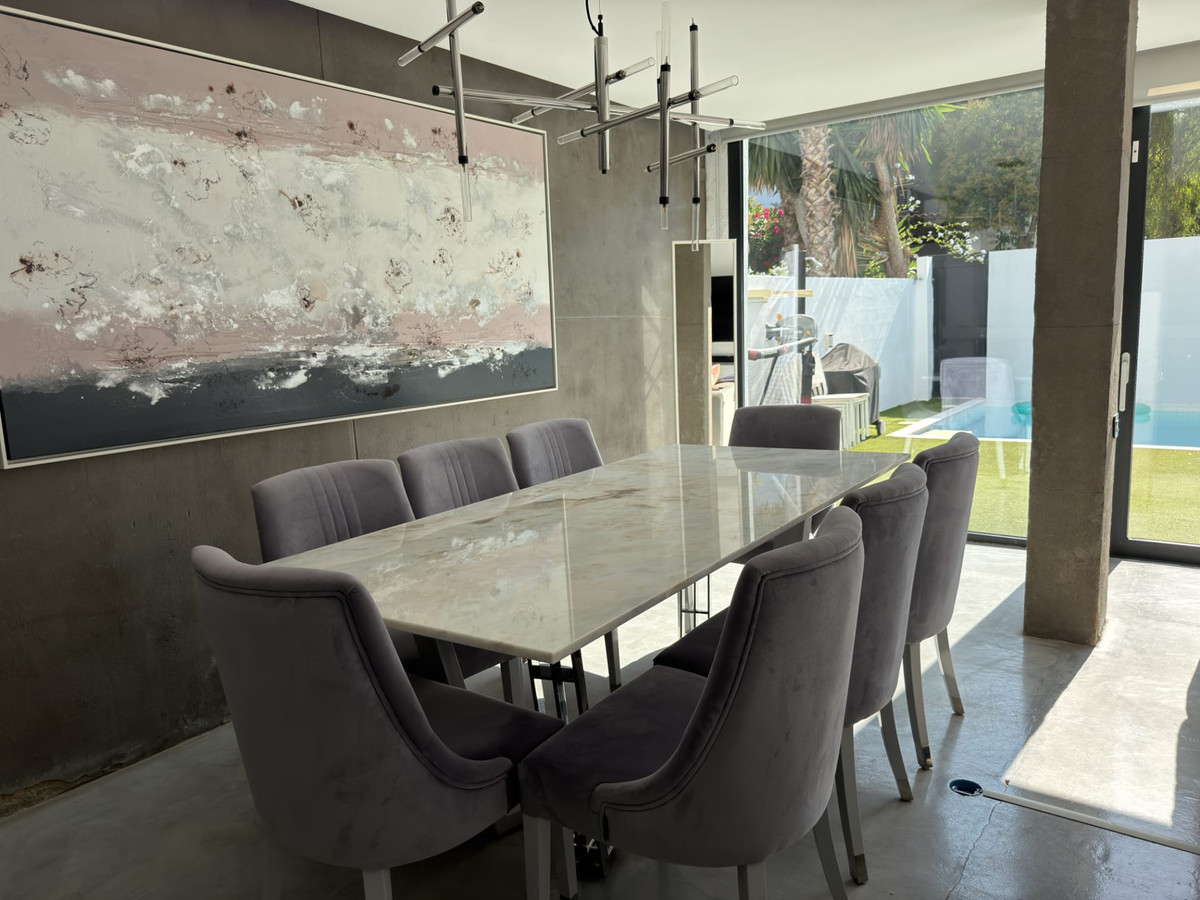 Appartement te koop in Nueva Andalucía | 3 slaapkamers H5449501