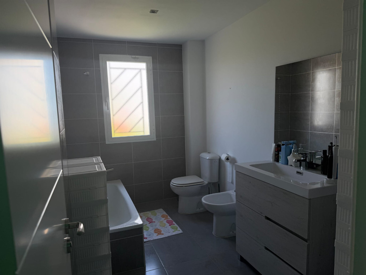 Appartement te koop in Nueva Andalucía | 3 slaapkamers H5449501