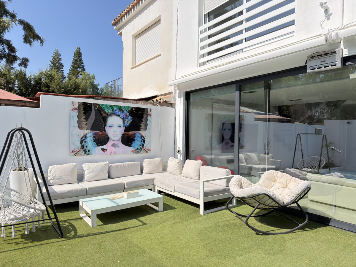 Appartement te koop in Nueva Andalucía | 3 slaapkamers H5449501