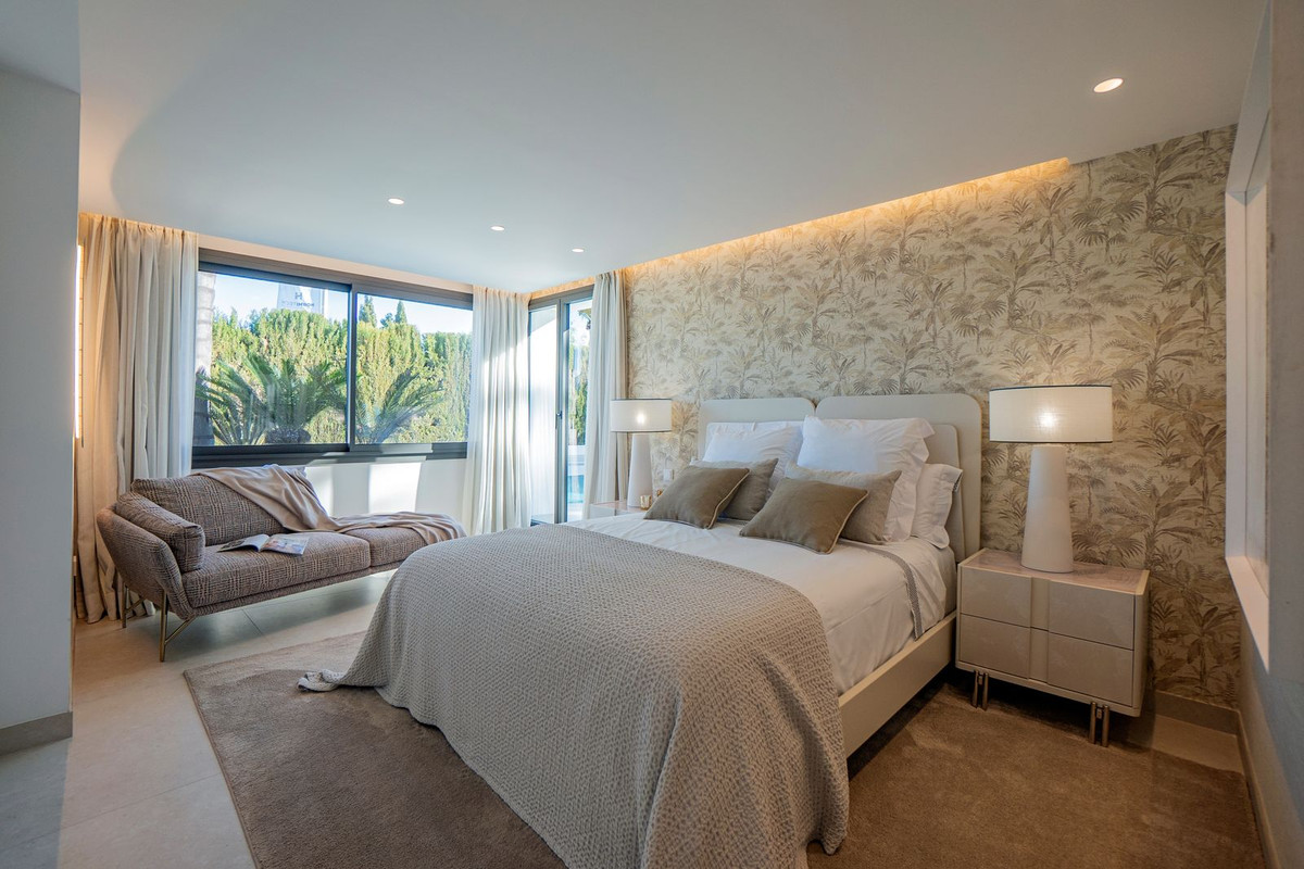 Appartement te koop in Nueva Andalucía | 4 slaapkamers H5449924