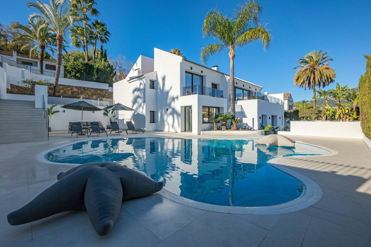 Appartement te koop in Nueva Andalucía | 4 slaapkamers H5449924