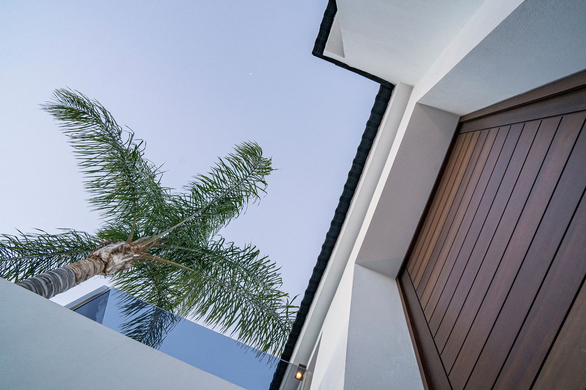 Appartement te koop in Nueva Andalucía | 4 slaapkamers H5449924