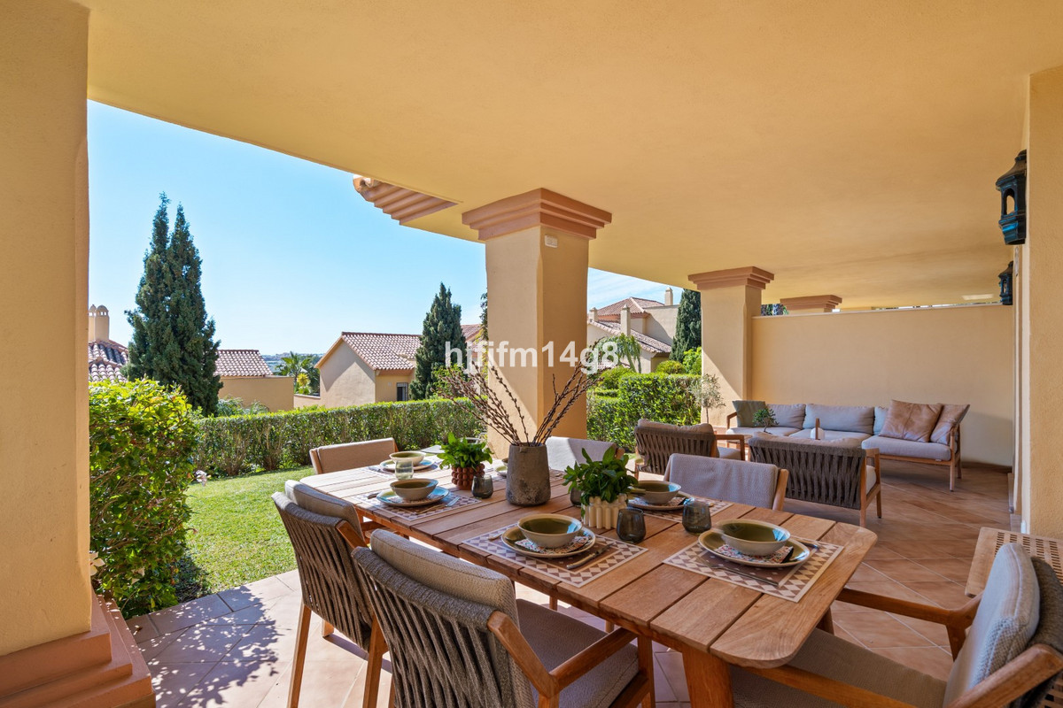 Appartement te koop in Nueva Andalucía | 2 slaapkamers H5449960
