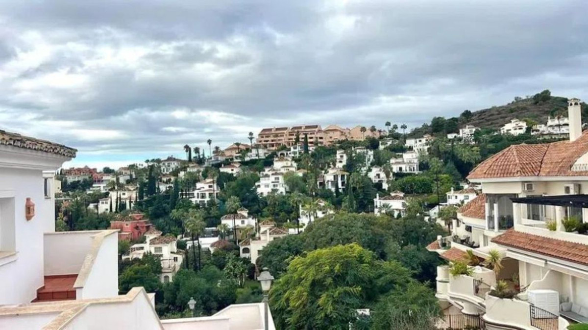 Appartement te koop in Nueva Andalucía | 3 slaapkamers H5450500