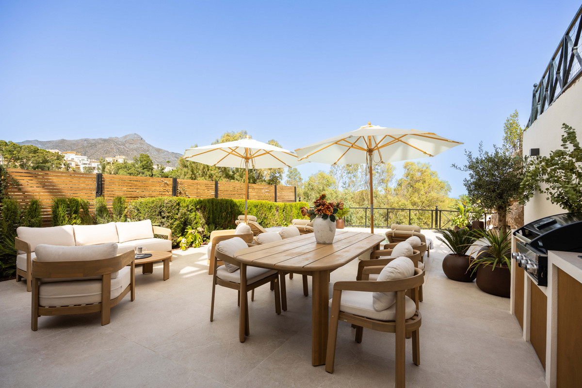 Appartement te koop in Nueva Andalucía | 3 slaapkamers H5450578