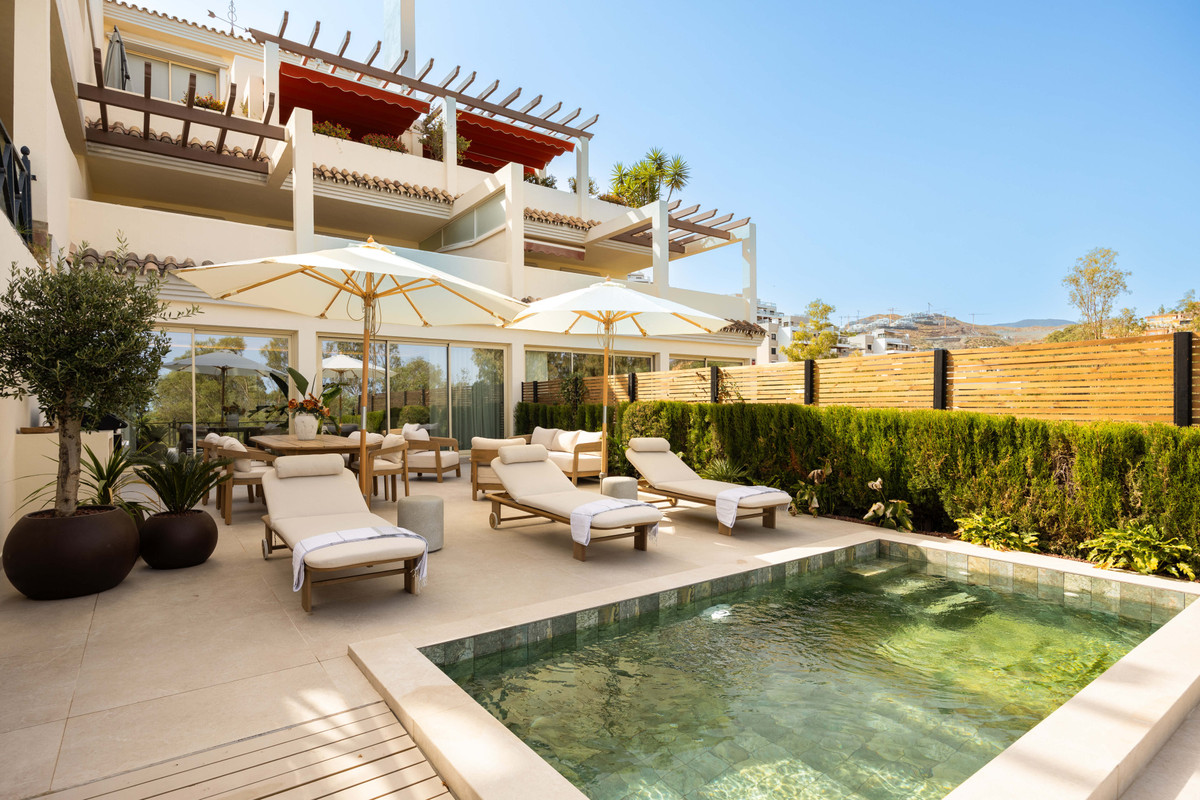 Appartement te koop in Nueva Andalucía | 3 slaapkamers H5450578