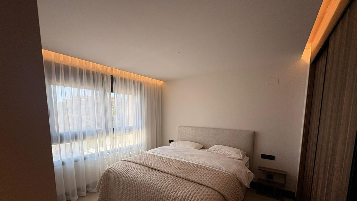 Appartement te koop in Nueva Andalucía | 3 slaapkamers H5455291