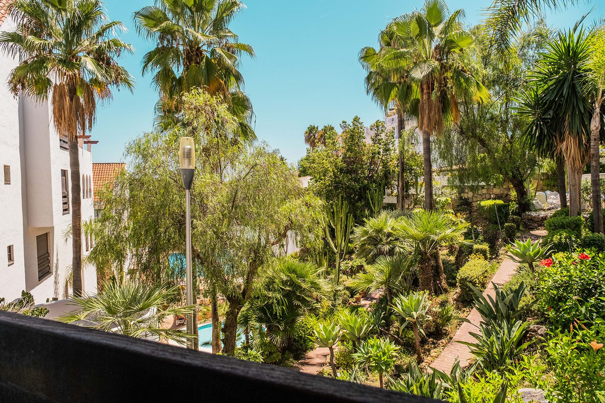 Appartement te koop in Nueva Andalucía | 1 slaapkamers H5456116