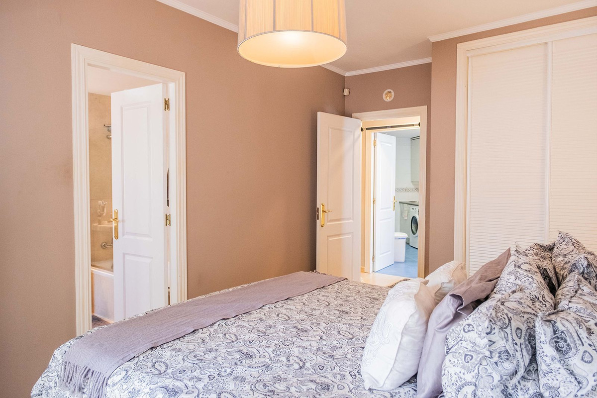 Appartement te koop in Nueva Andalucía | 1 slaapkamers H5456116