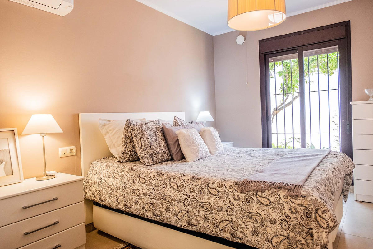 Appartement te koop in Nueva Andalucía | 1 slaapkamers H5456116