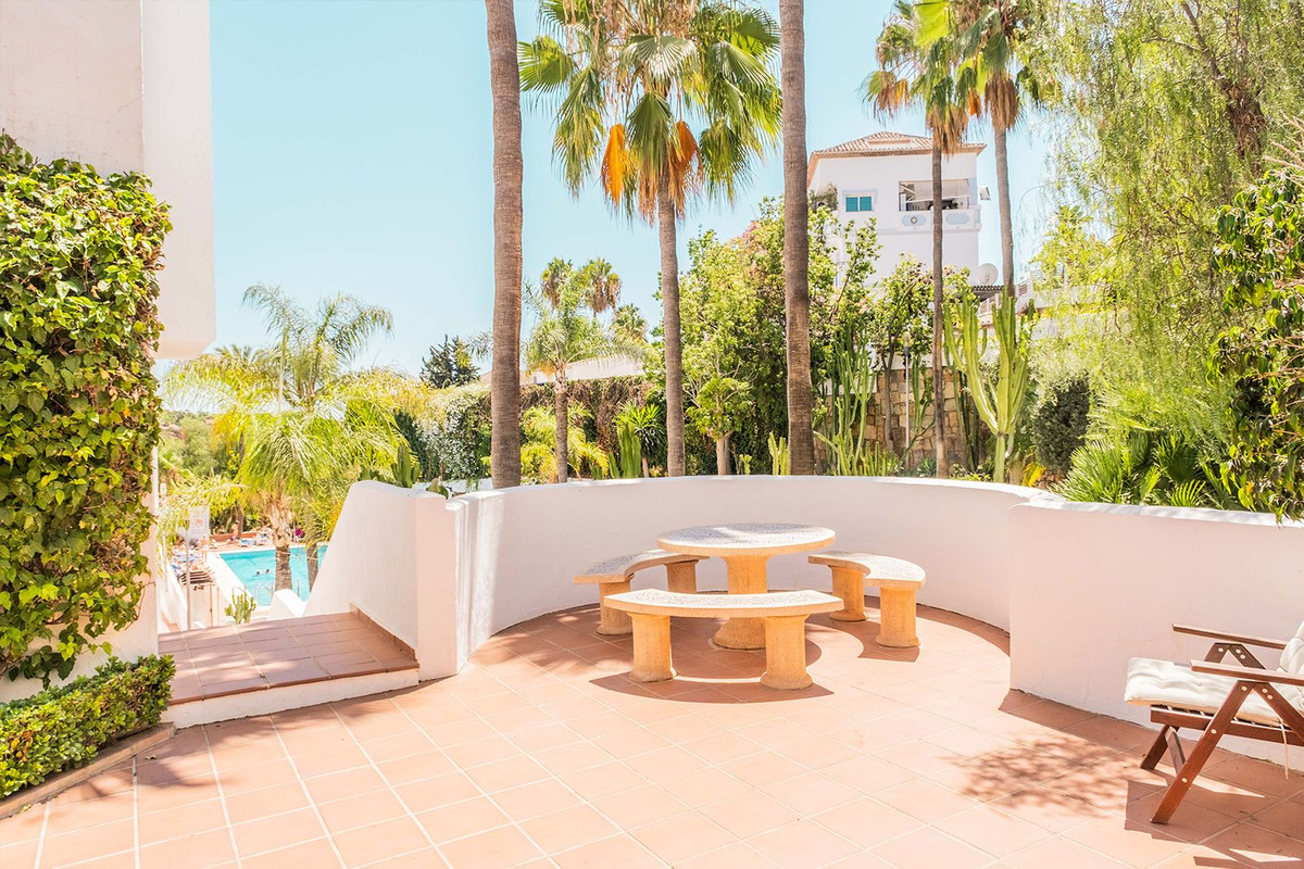 Appartement te koop in Nueva Andalucía | 1 slaapkamers H5456116