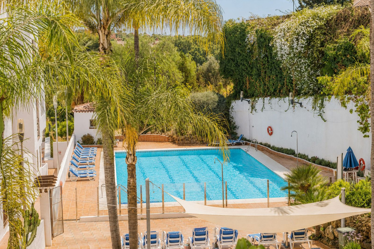 Appartement te koop in Nueva Andalucía | 1 slaapkamers H5456116