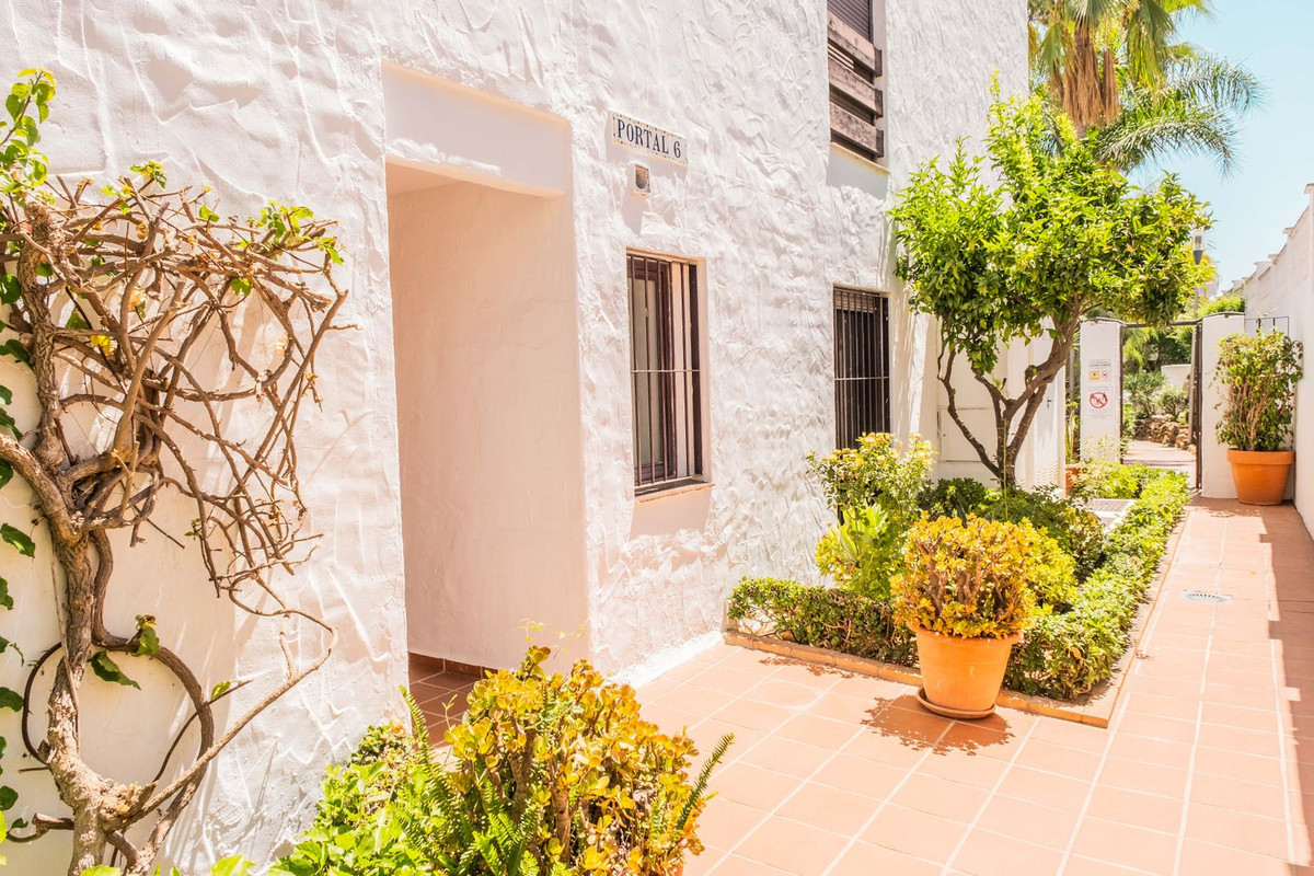 Appartement te koop in Nueva Andalucía | 1 slaapkamers H5456116