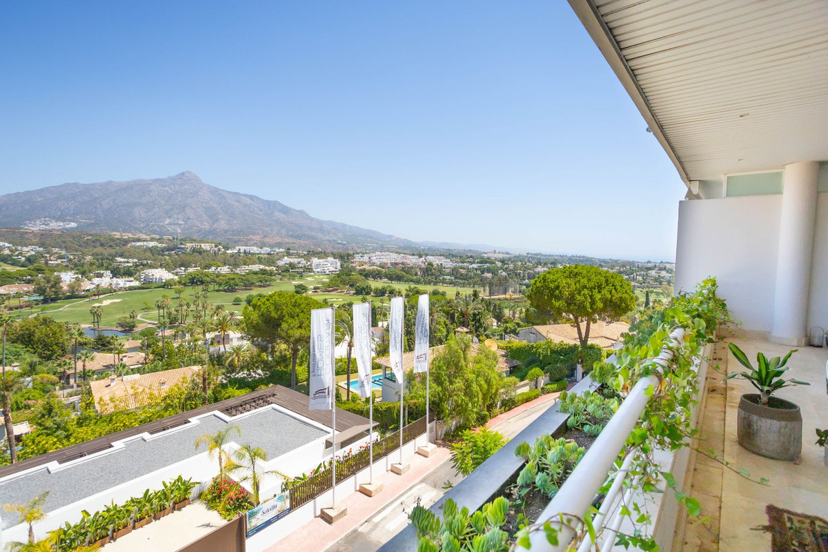 Appartement te koop in Nueva Andalucía | 2 slaapkamers H5457385