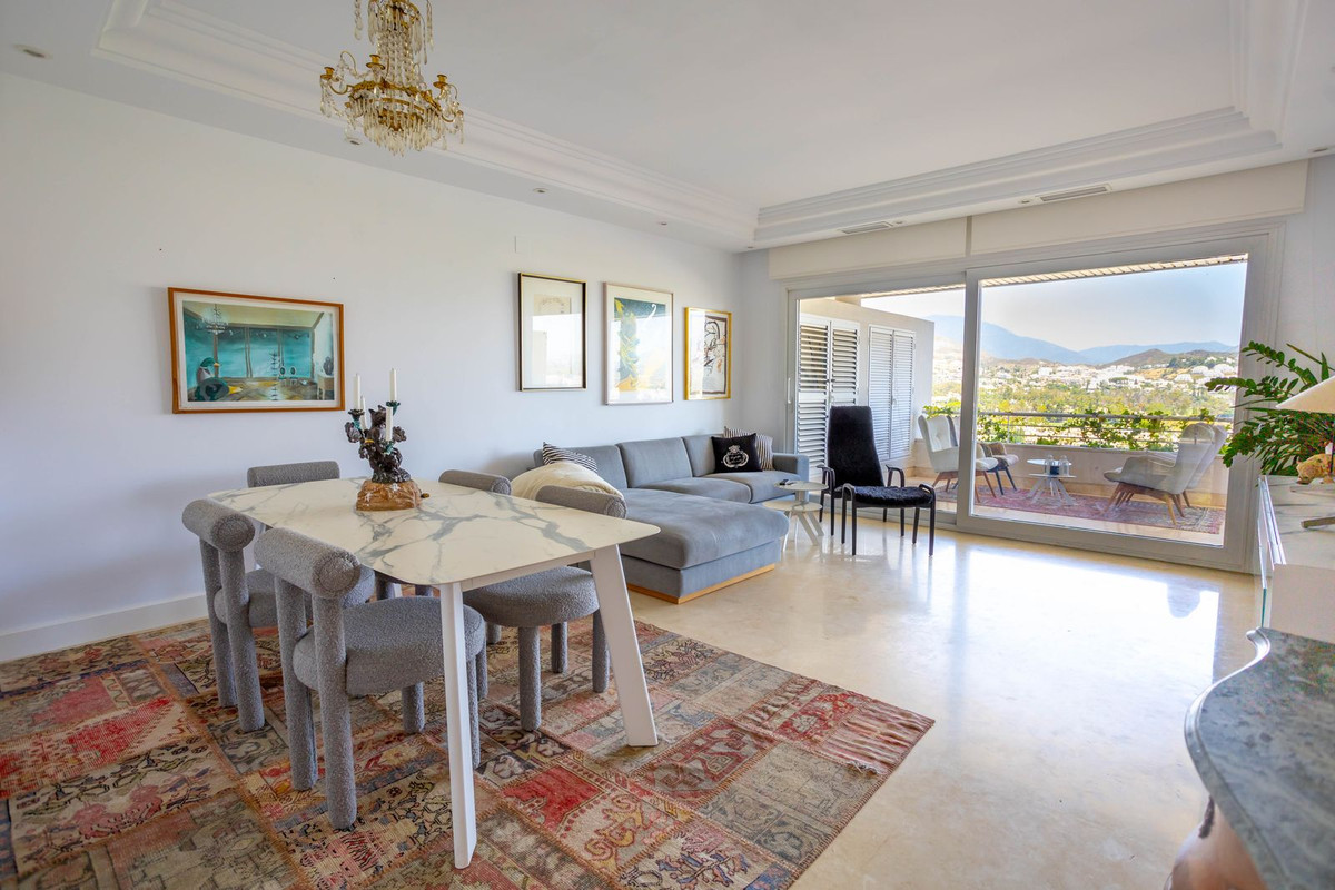 Appartement te koop in Nueva Andalucía | 2 slaapkamers H5457385