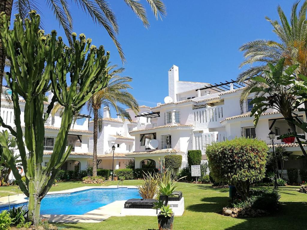 Appartement te koop in Nueva Andalucía | 2 slaapkamers H5457781
