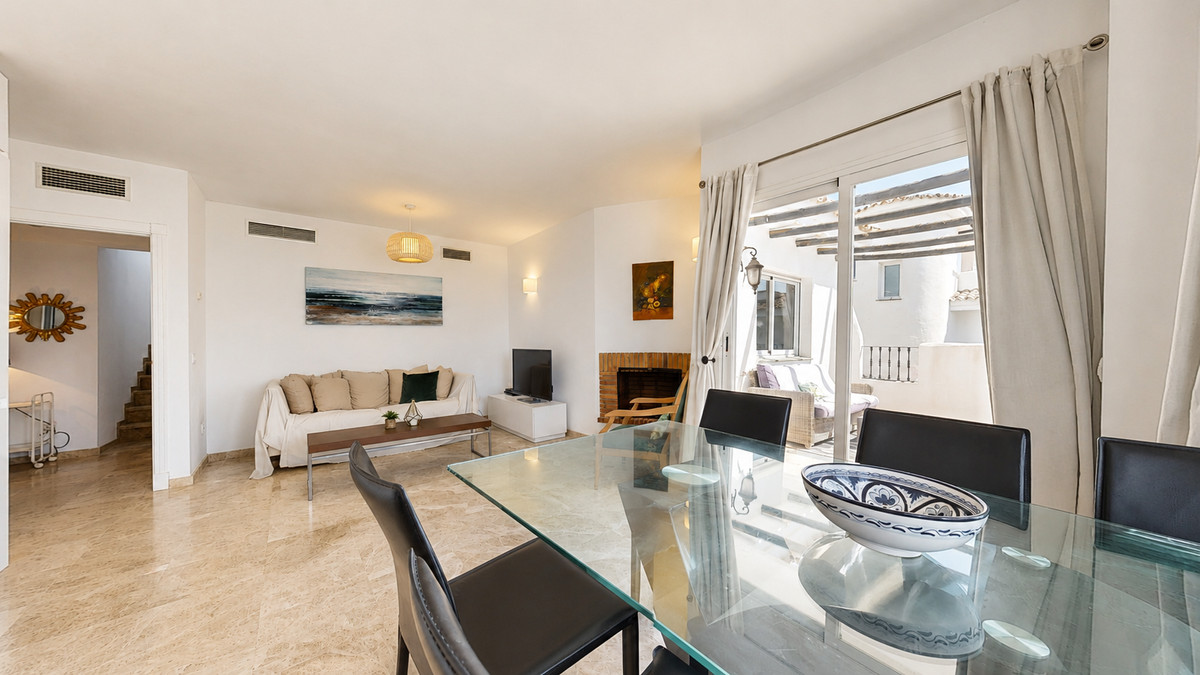 Appartement te koop in Nueva Andalucía | 3 slaapkamers H5459800