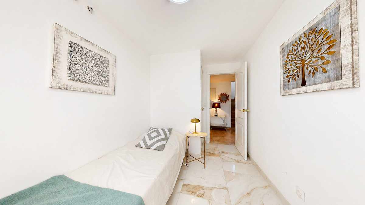 Appartement te koop in Nueva Andalucía | 3 slaapkamers H5459800