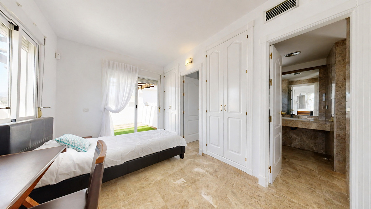 Appartement te koop in Nueva Andalucía | 3 slaapkamers H5459800