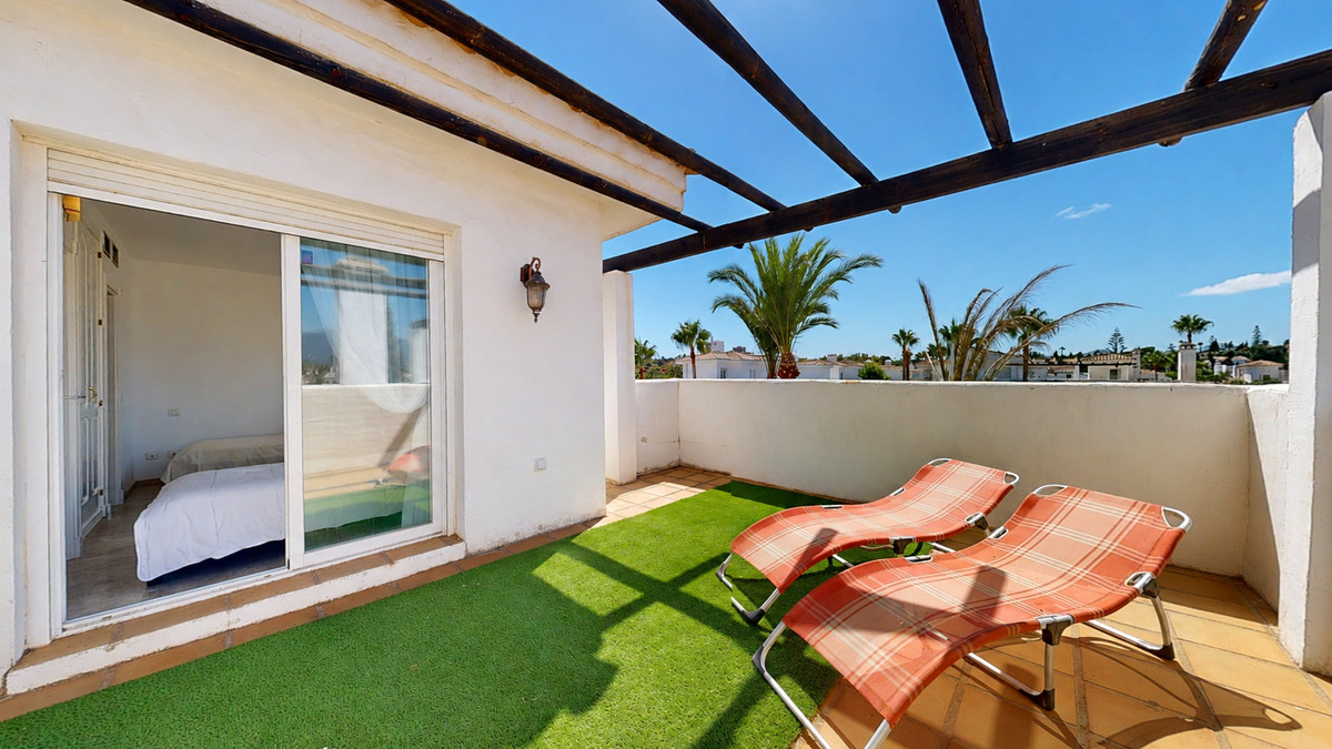 Appartement te koop in Nueva Andalucía | 3 slaapkamers H5459800