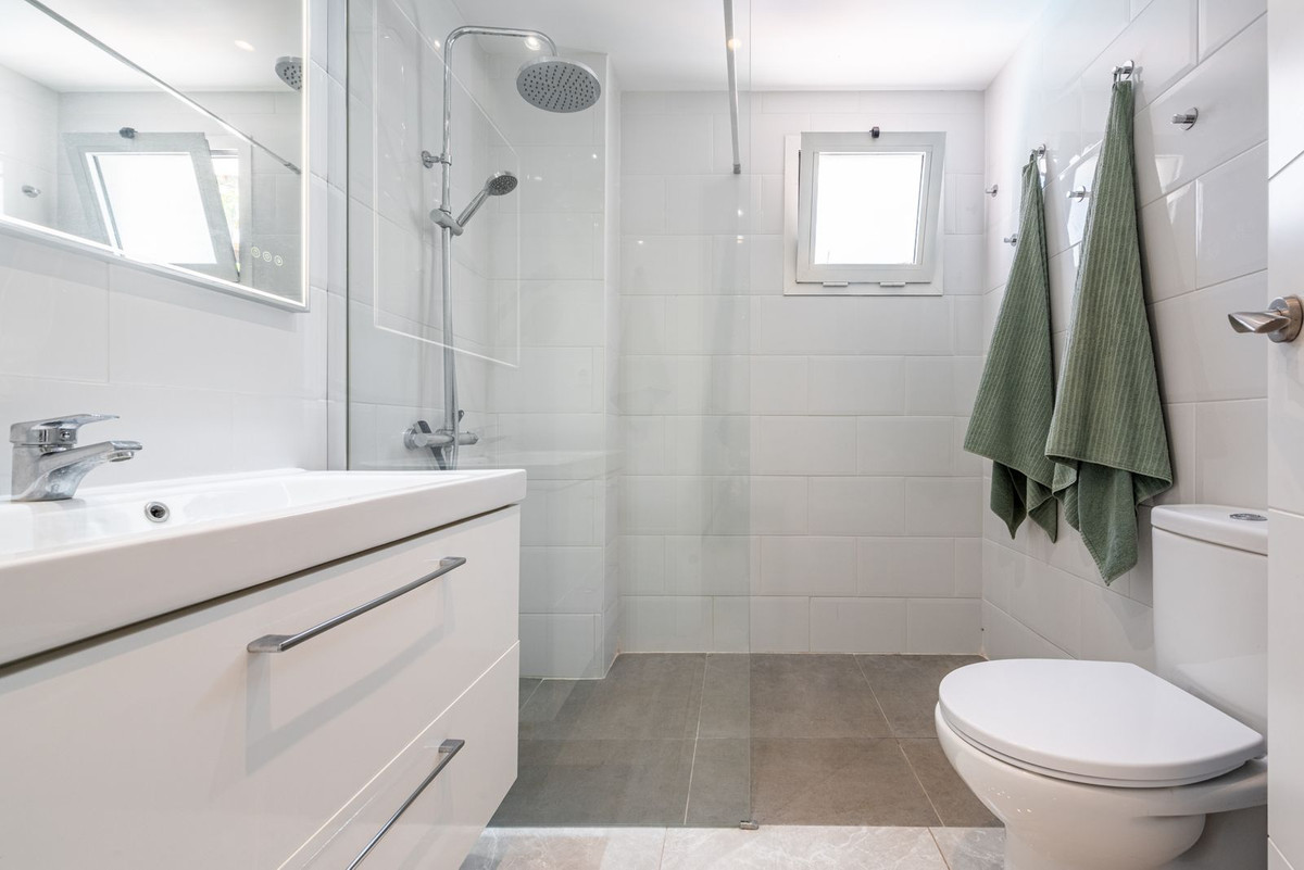 Appartement te koop in Nueva Andalucía | 3 slaapkamers H5460895