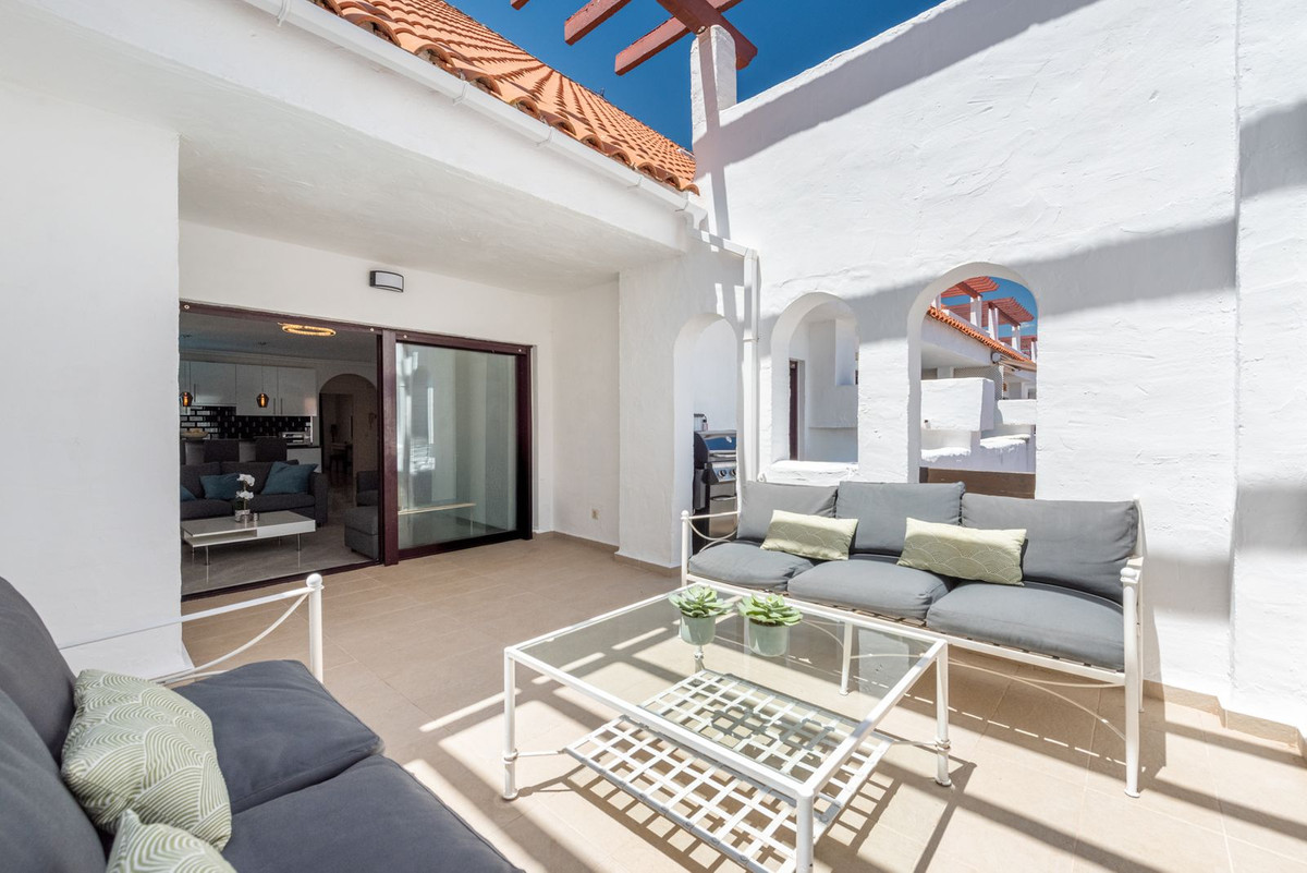Appartement te koop in Nueva Andalucía | 3 slaapkamers H5460895