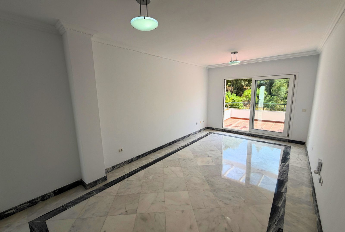 Appartement te koop in Nueva Andalucía | 2 slaapkamers H5461369