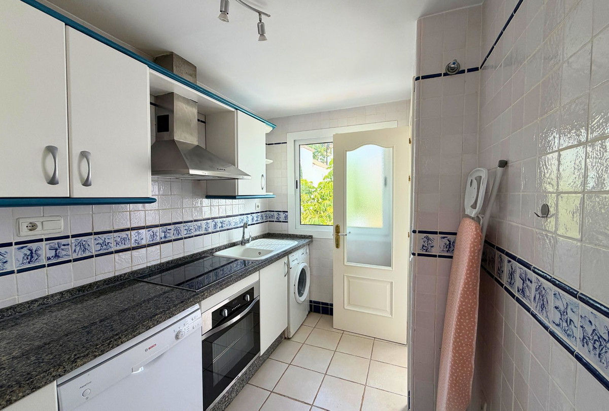 Appartement te koop in Nueva Andalucía | 2 slaapkamers H5461369