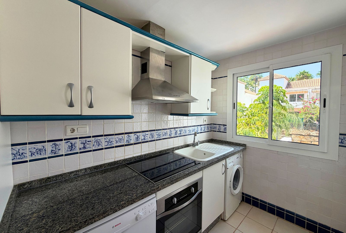 Appartement te koop in Nueva Andalucía | 2 slaapkamers H5461369