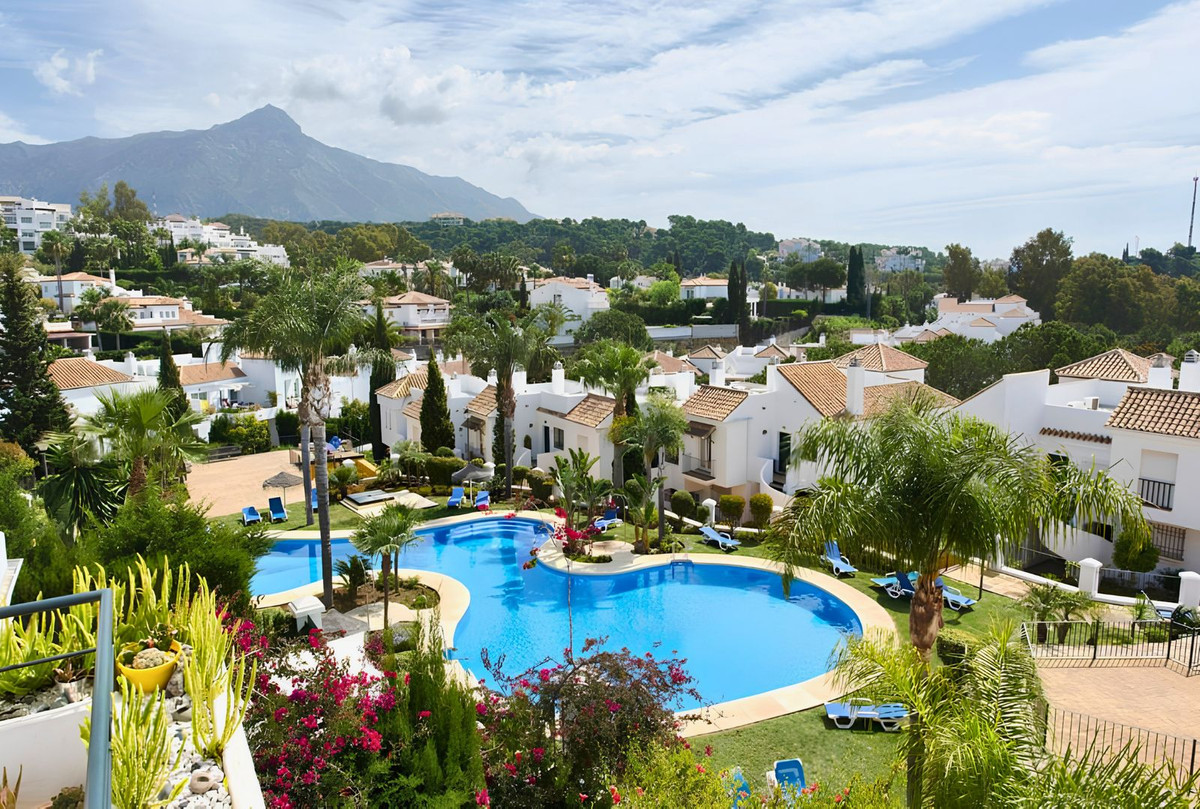 Appartement te koop in Nueva Andalucía | 2 slaapkamers H5461369