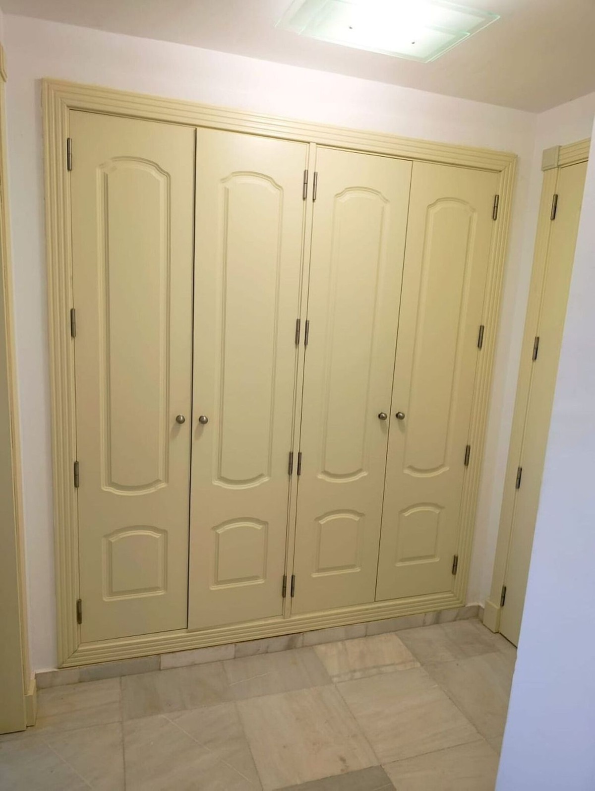 Appartement te koop in Nueva Andalucía | 3 slaapkamers H5461510