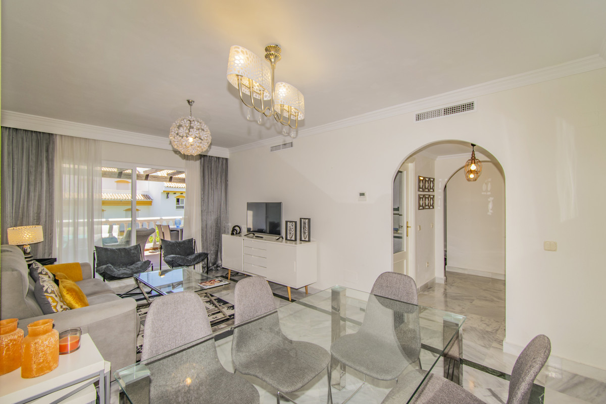 Appartement te koop in Nueva Andalucía | 2 slaapkamers H5461732