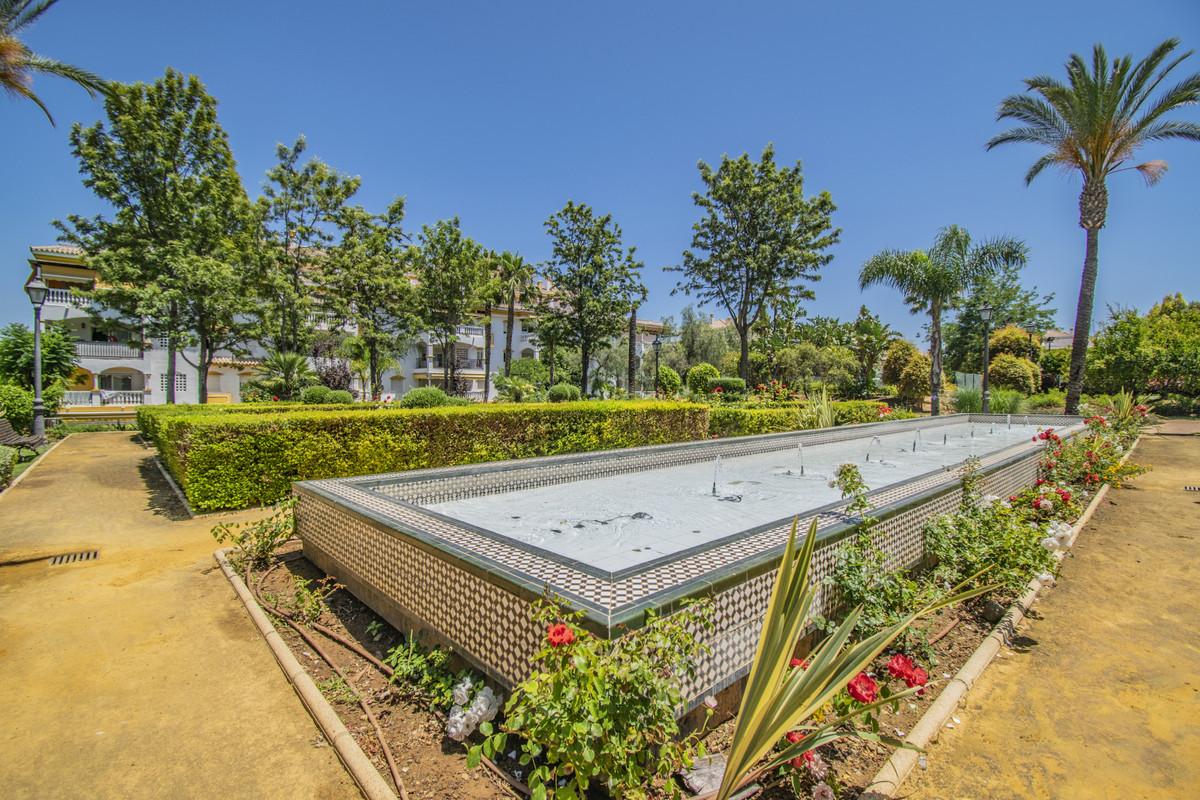 Appartement te koop in Nueva Andalucía | 2 slaapkamers H5461732