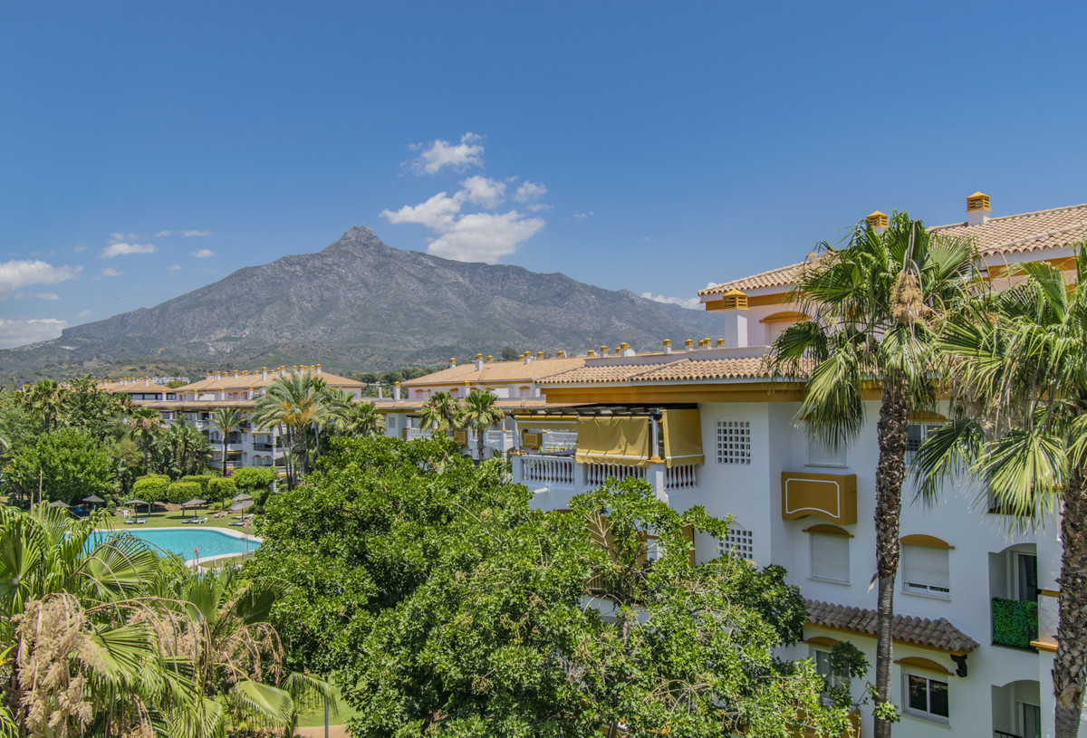 Appartement te koop in Nueva Andalucía | 2 slaapkamers H5461732