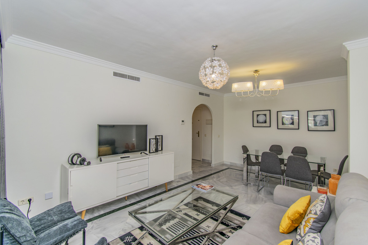 Appartement te koop in Nueva Andalucía | 2 slaapkamers H5461732